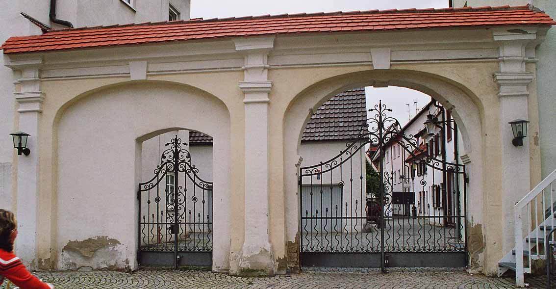 2439060 DE BA G�nzburg